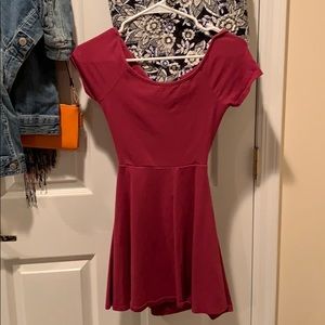 Cute mauve T-shirt dress with crossed back